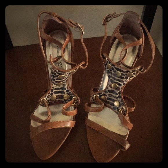 Women’s Animal print Stiletto Heels - Picture 1 of 3